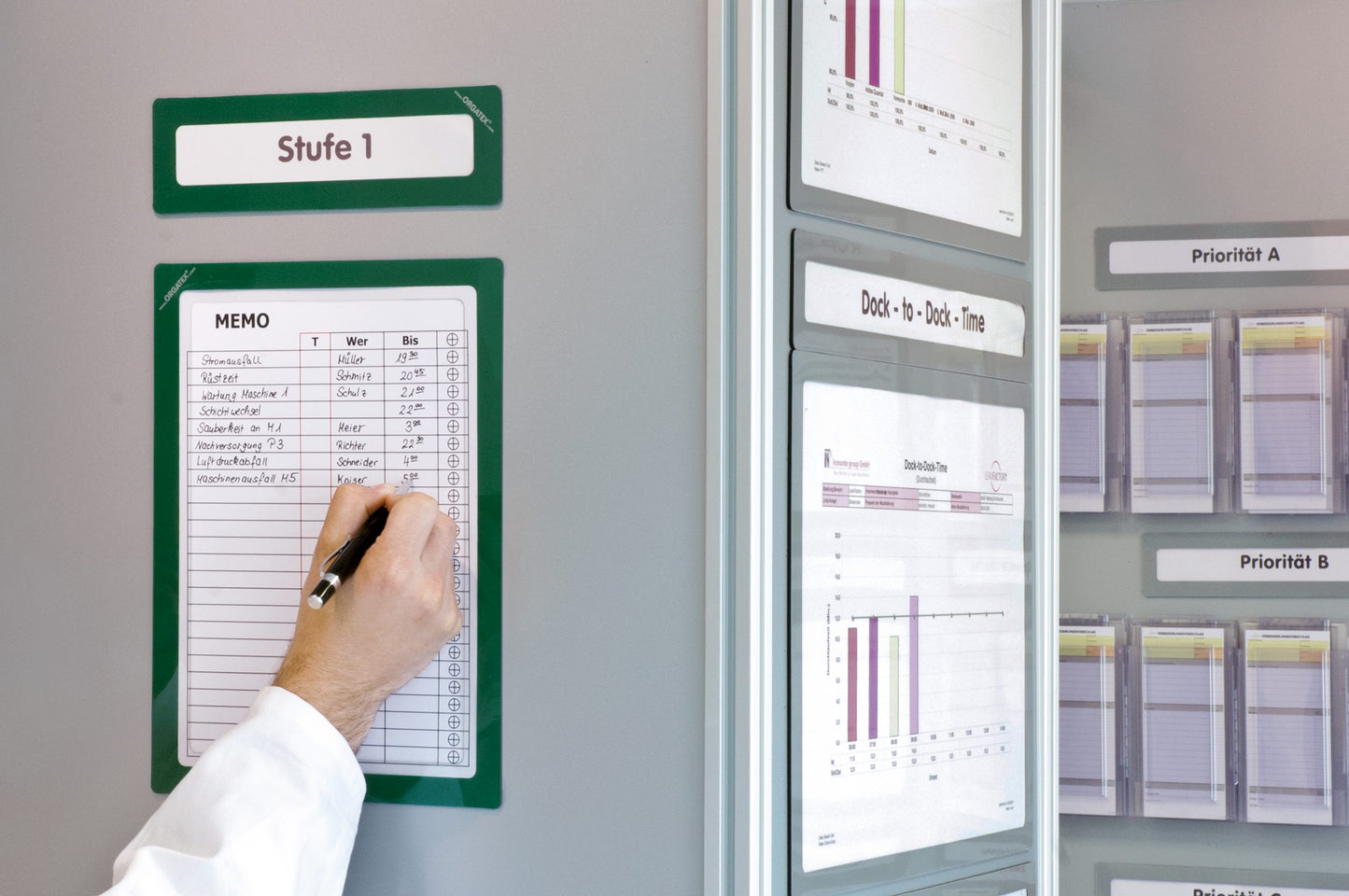 Magnetic Document Holder