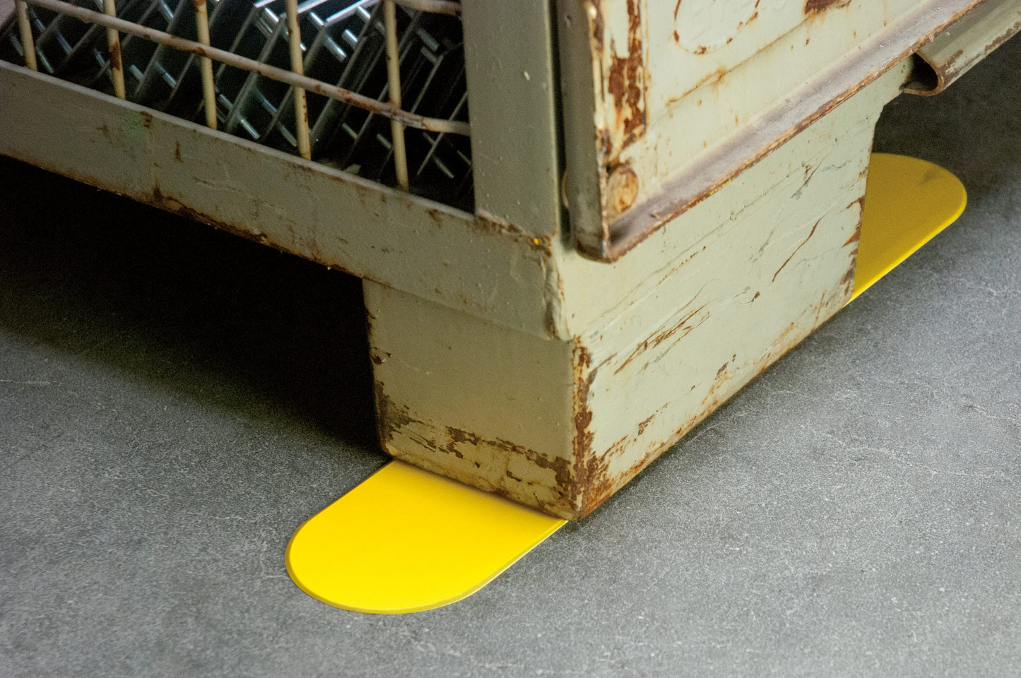 LongLife Rounded Heavy Duty Floor Symbol - Straight